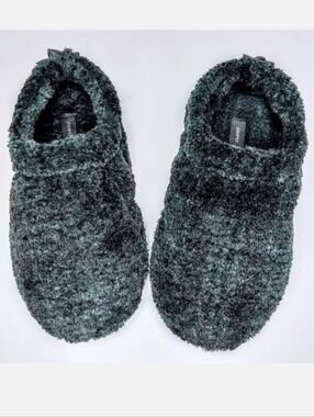 SKIMS Faux Fur Slippers, NEW, Size EUR 37|US‎ 6.5